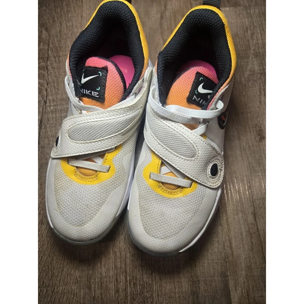 Nike Team Hustle Low Doodles - FJ7688-101~ Size 13~‎